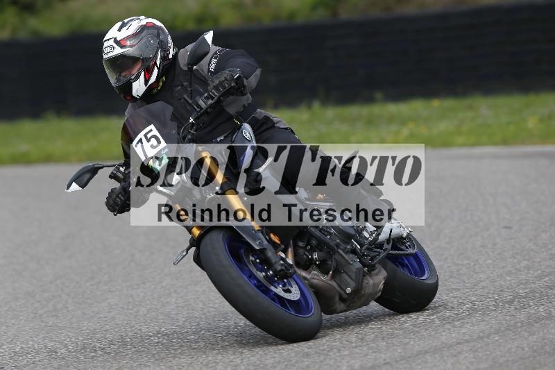 Archiv-2025/53 16.09.2025 Track Day Domi Aegerter ADR/Gruppe gruen/75